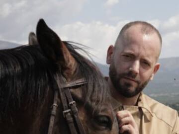 Dani Martín insinúa vuelta de El canto del loco mientras el bajista del grupo, Chema Ruiz, presenta proyecto