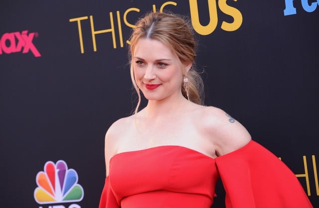 Alexandra Breckenridge en la premiere de &#039;This is Us&#039; de 2017