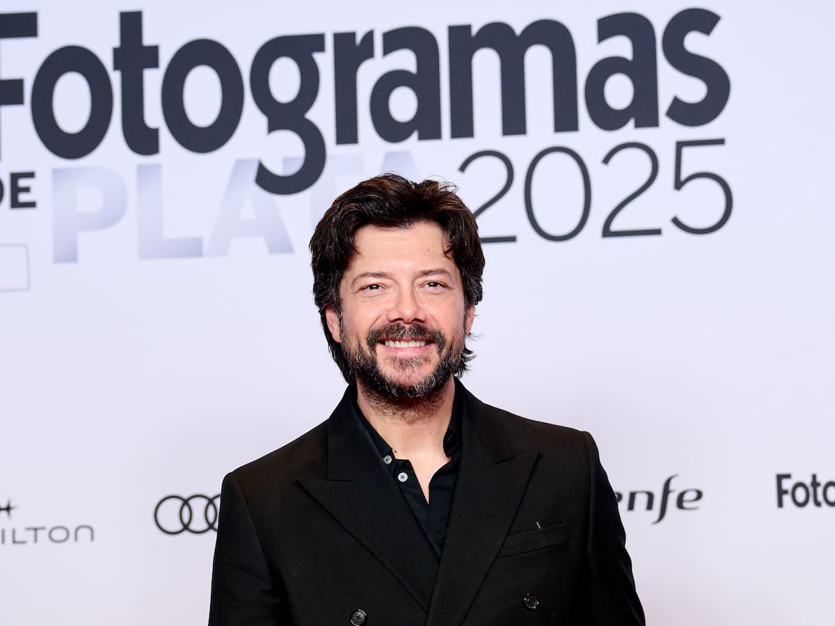 Álvaro Morte se rinde ante Sydney Sweeney en su experiencia más hollywoodiense