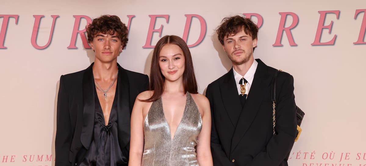 El elenco de la serie 'El verano en que me enamoré' en la premier de la tercera temporada en París, septiembre de 2025