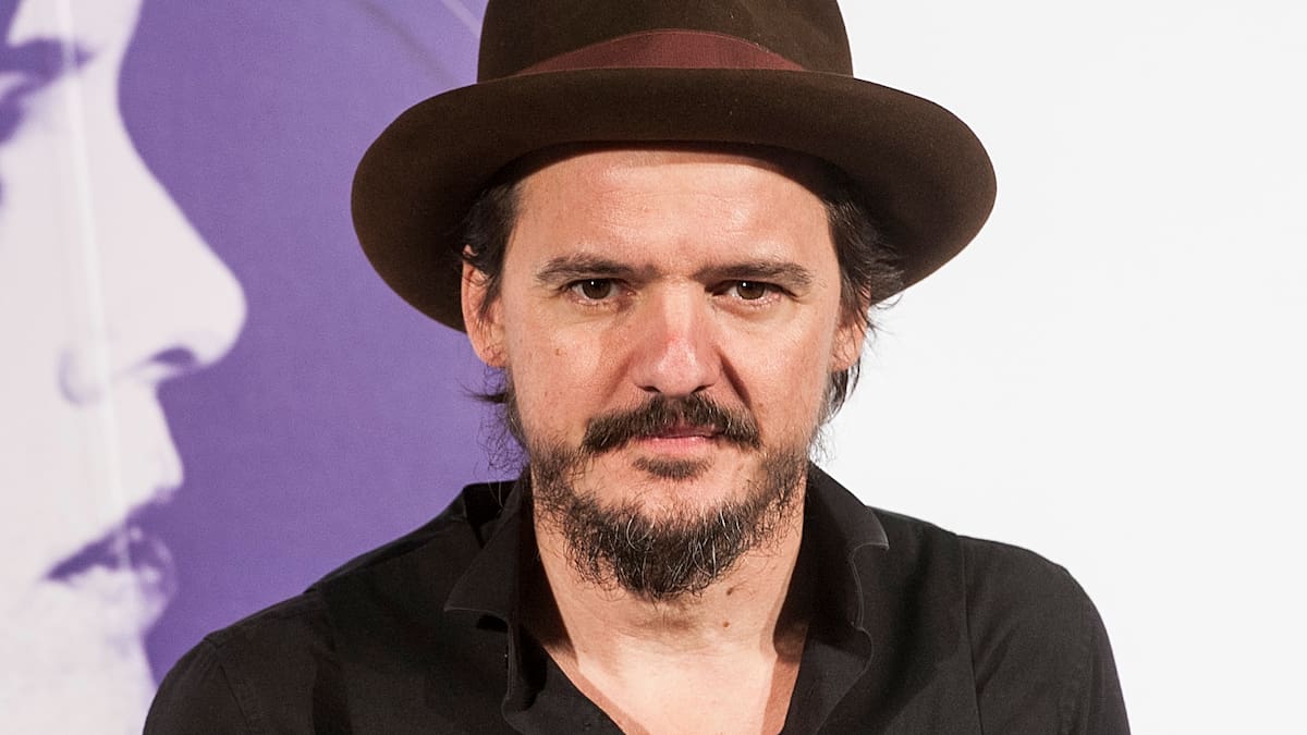 Diez años de ‘El último hombre en la Tierra’, el disco que confirmó a Coque Malla como un imprescindible del pop español