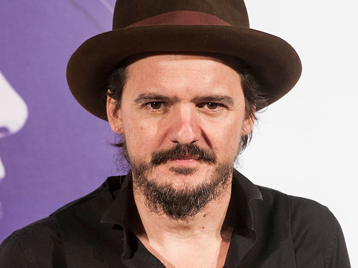 Diez años de ‘El último hombre en la Tierra’, el disco que confirmó a Coque Malla como un imprescindible del pop español