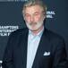 Alec Baldwin, destrozado tras matar a una mujer durante el rodaje de su última película