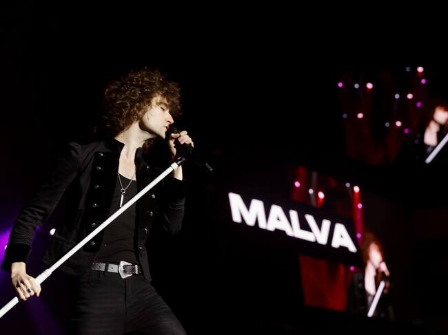 Llega el verano y la mente se nos va a lugares como Benidorm, aunque el de Malva nos hace retroceder además en el tiempo hasta 2020.