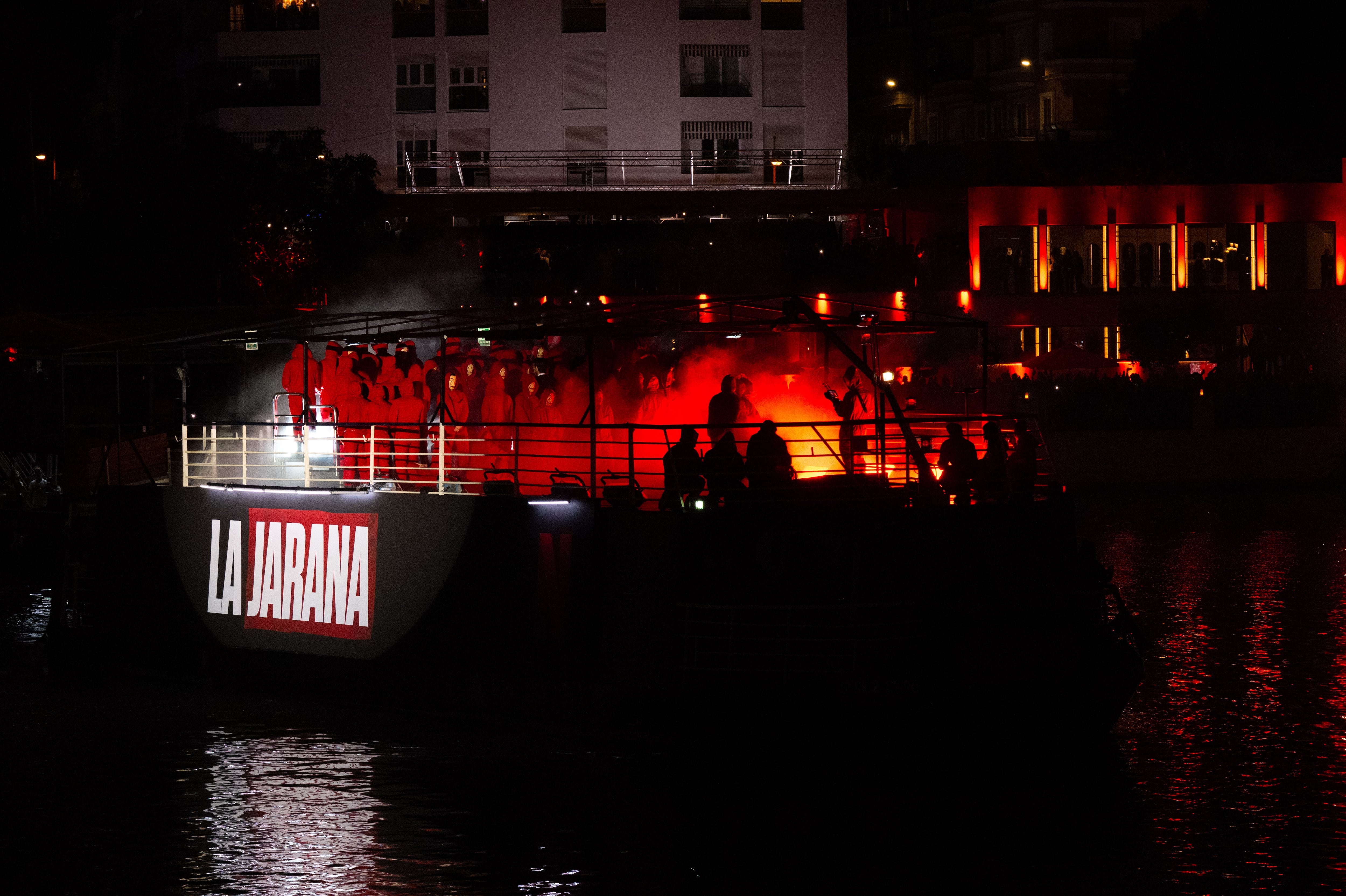 El barco de Netflix en Sevilla. / Netflix