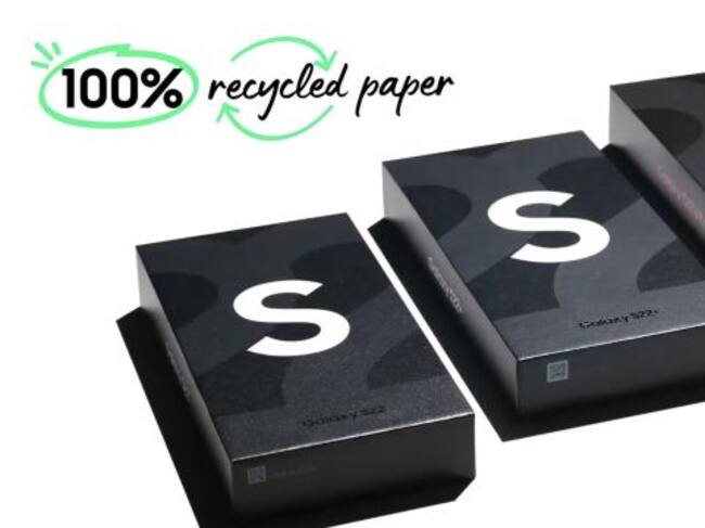 Galaxy S22 packaging.