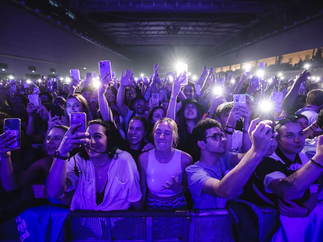 Asistentes al concierto de Quevedo en el Sant Jordi Club