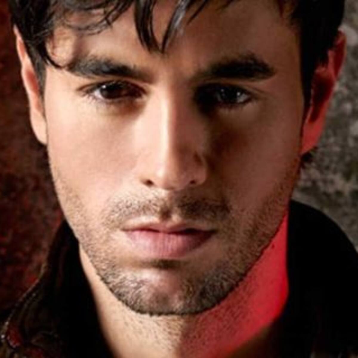 Enrique Iglesias en problemas con la ley