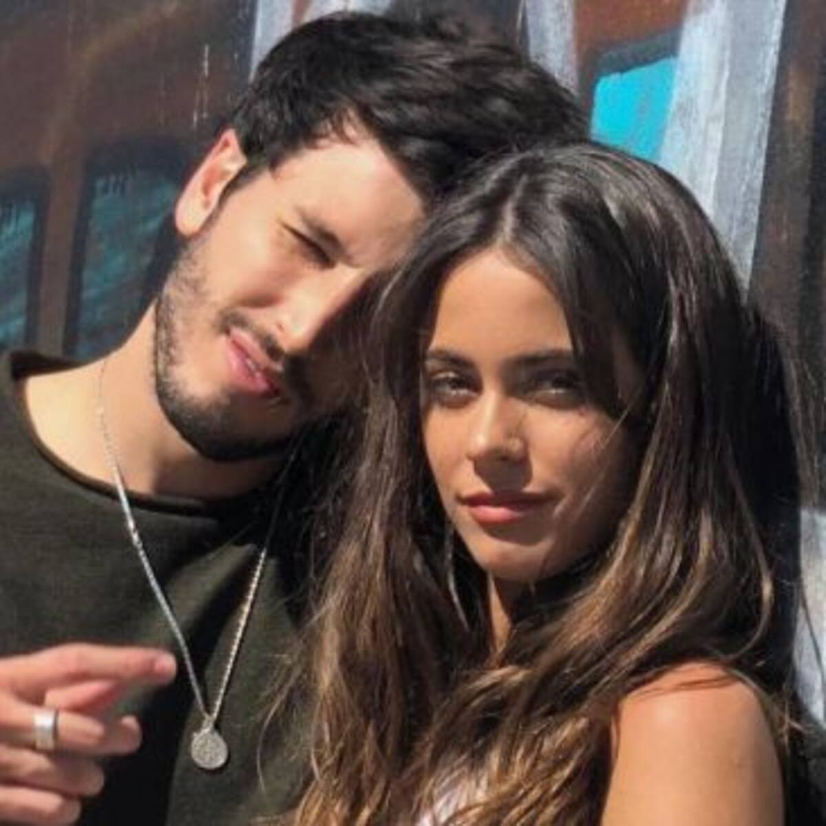 Sebastián Yatra confirmó su relación con Tini Stoessel