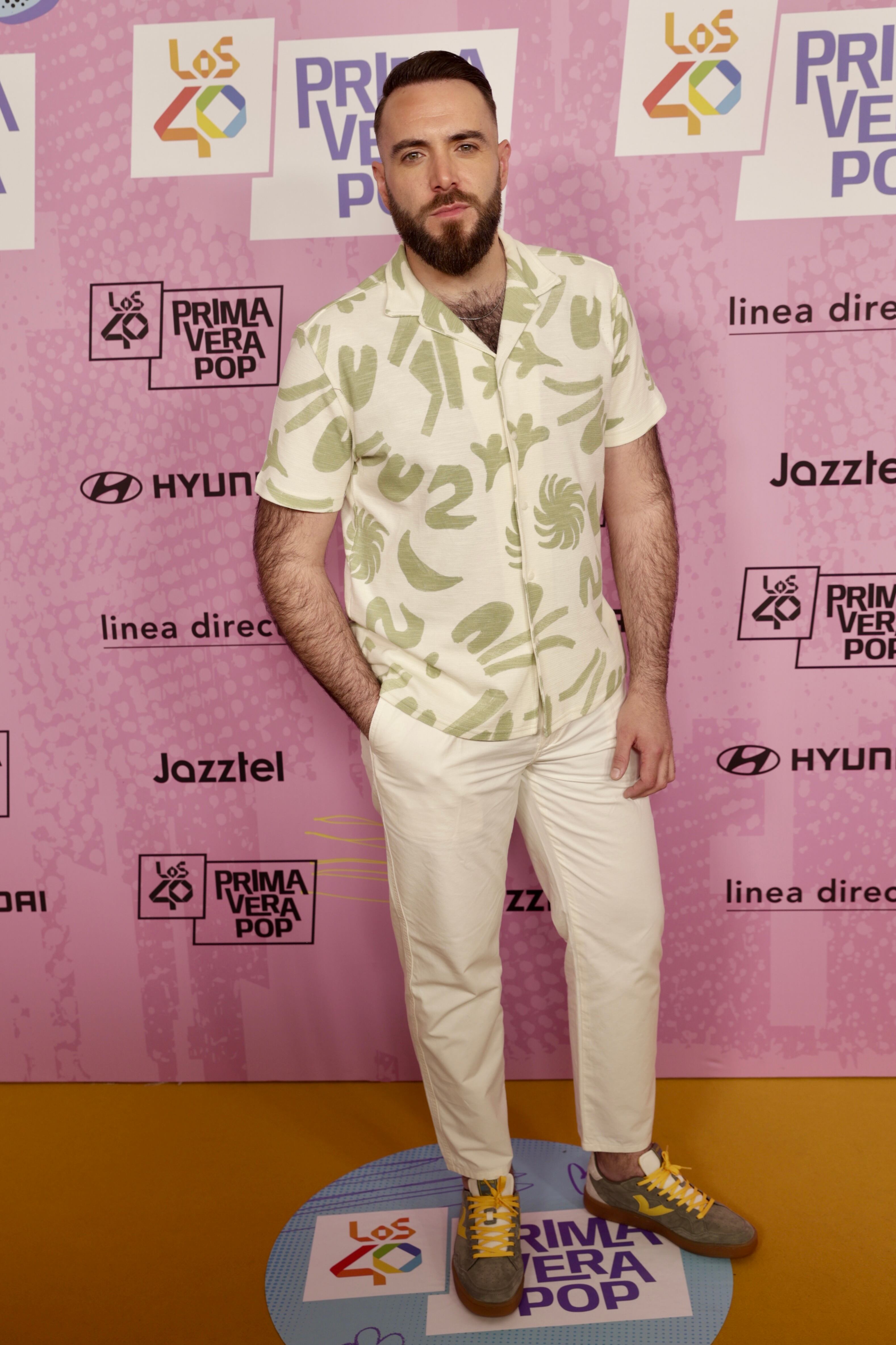 Para Félix Castillo no solo es primavera, sino casi verano. Qué gusto ver colores tan luminosos después de tanta lluvia.