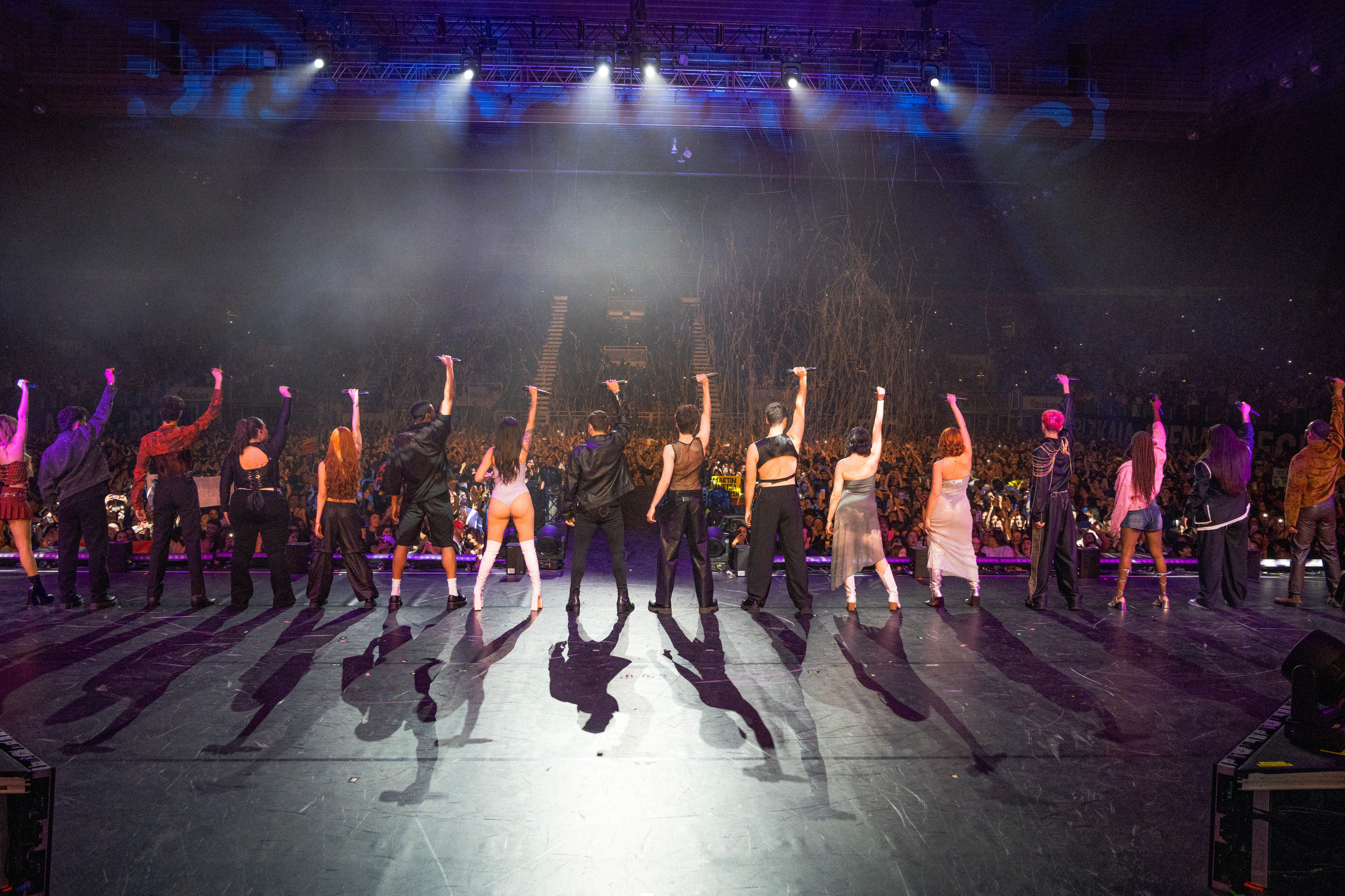 ¡Arriba los micrófonos!