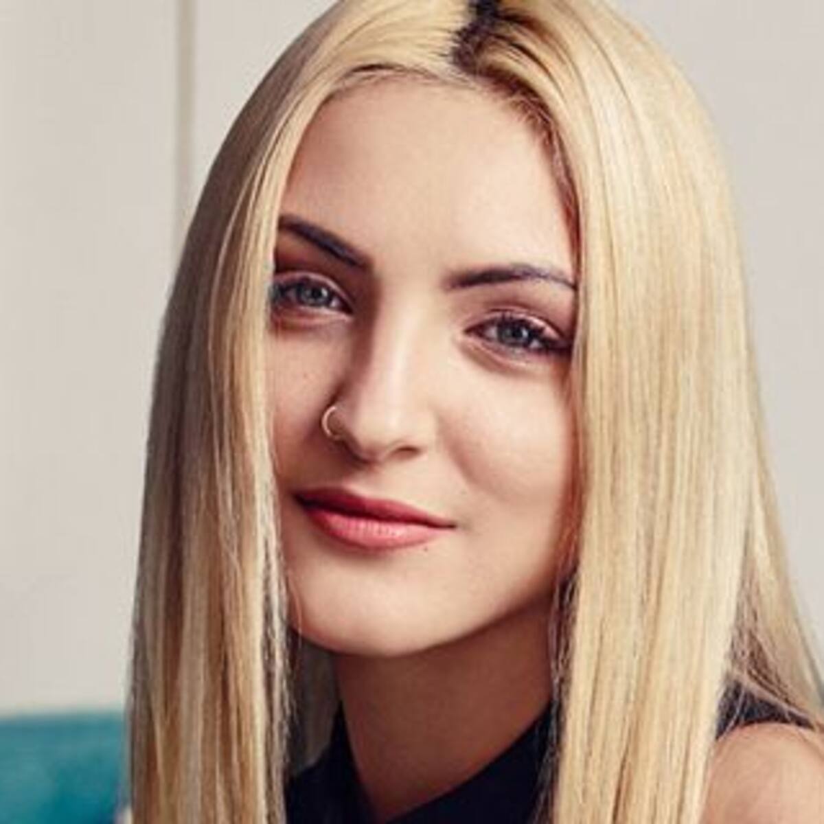 Julia Michaels la productora de las estrellas se lanza como solista
