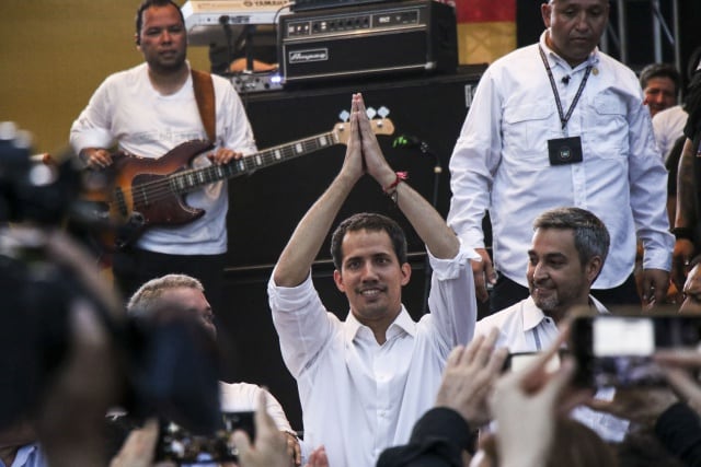 Guaidó consiguió pasar la frontera y acudir al concierto