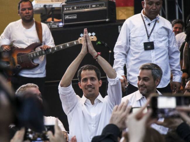 Guaidó consiguió pasar la frontera y acudir al concierto