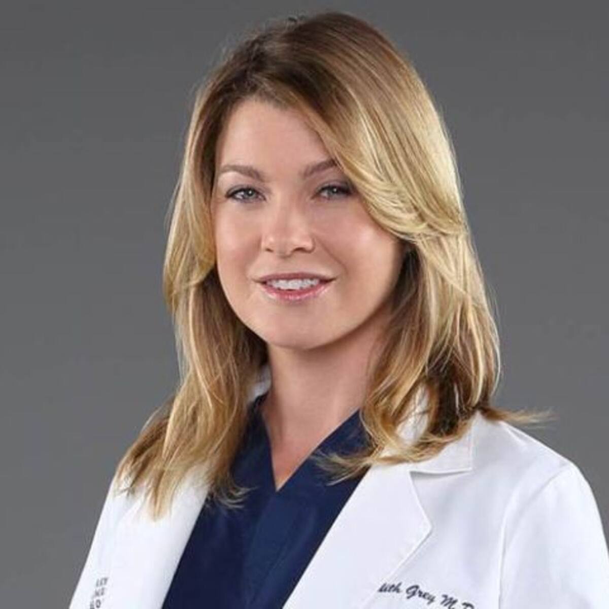Ellen Pompeo gana $20 millones por interpretar a Meredith Grey