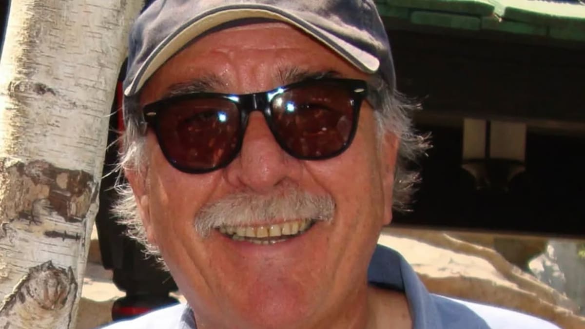 Muere Jim Geoghan, creador de 'Hotel dulce hotel: Las aventuras de Zack y Cody', a los 79 años