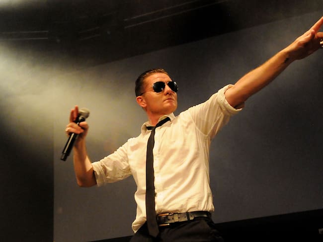 Douglas McCarthy, vocalista de la banda Nitzer Ebb en 2011 en Londres, Inglaterra.