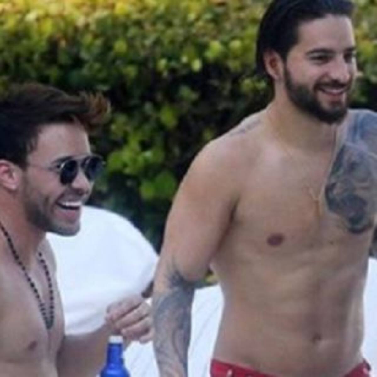 Maluma y Prince Royce levantaron la temperatura en la playa