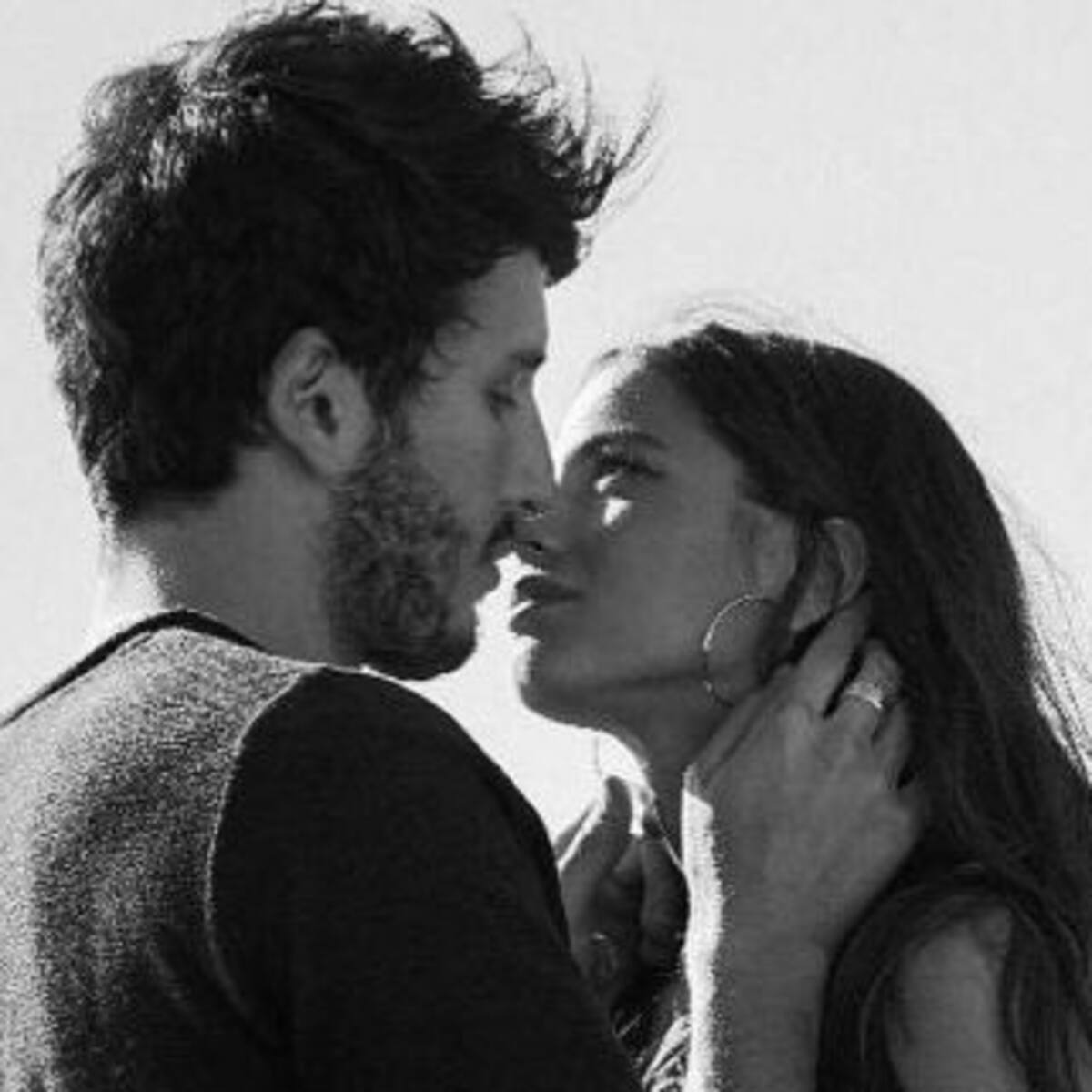 ¡La foto más linda de Tini y Sebastián Yatra juntos en un show!