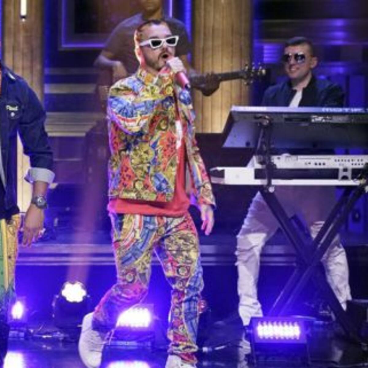 Así fue la presentación de J Balvin en el programa de Jimmy Fallon