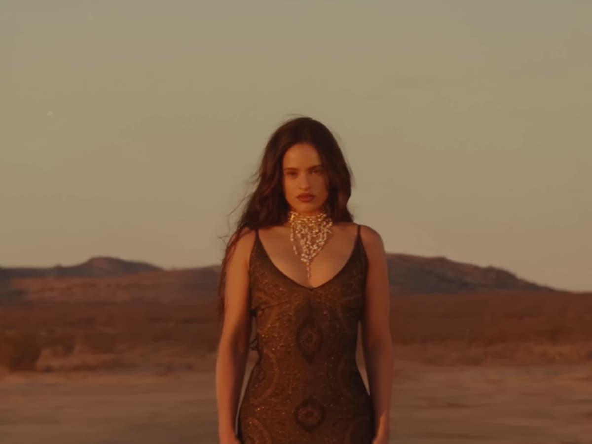 Rosalía estrena el videoclip de 'Sauvignon Blanc': todos los significados