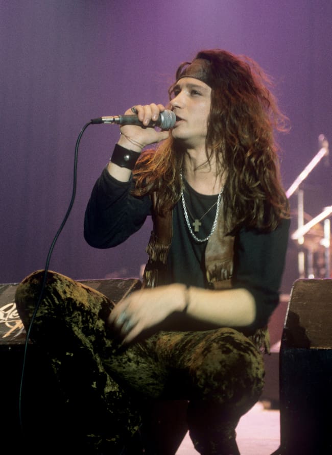 Enrique Bunbury (Héroes del Silencio) el 26 de octubre de 1991 en Berlín. (Foto de Fryderyk Gabowicz/picture alliance vía Getty Images)