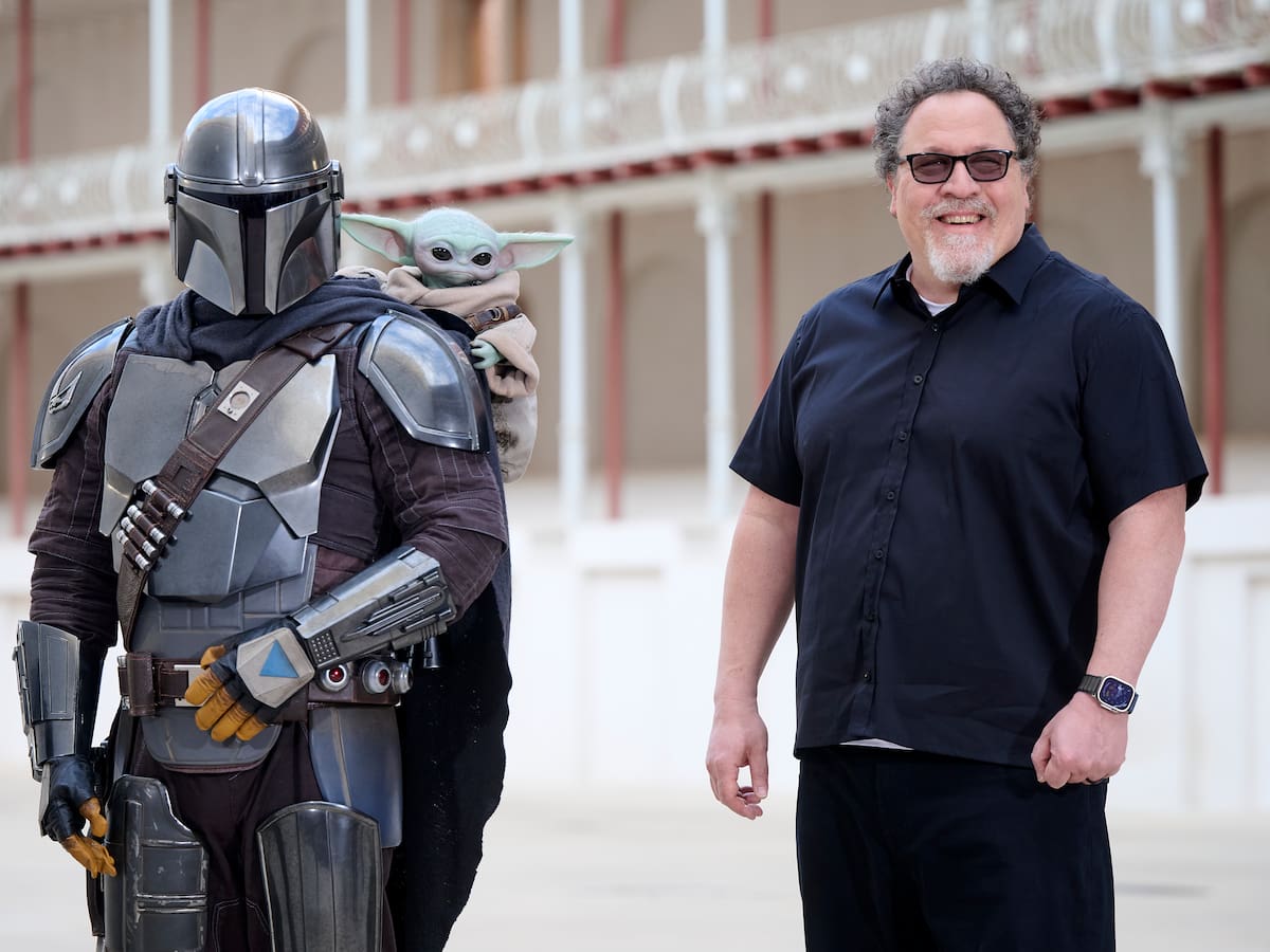 ¿Hay realmente libertad creativa a la hora de hacer una nueva película de 'Star Wars'? Jon Favreau nos responde