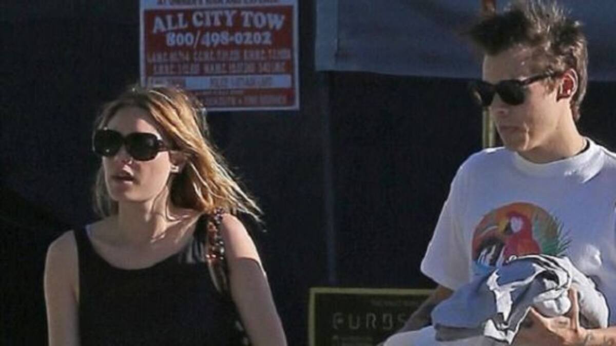 Ya no pueden ocultar su amor: descubrieron a Harry Styles y Camille Rowe juntos