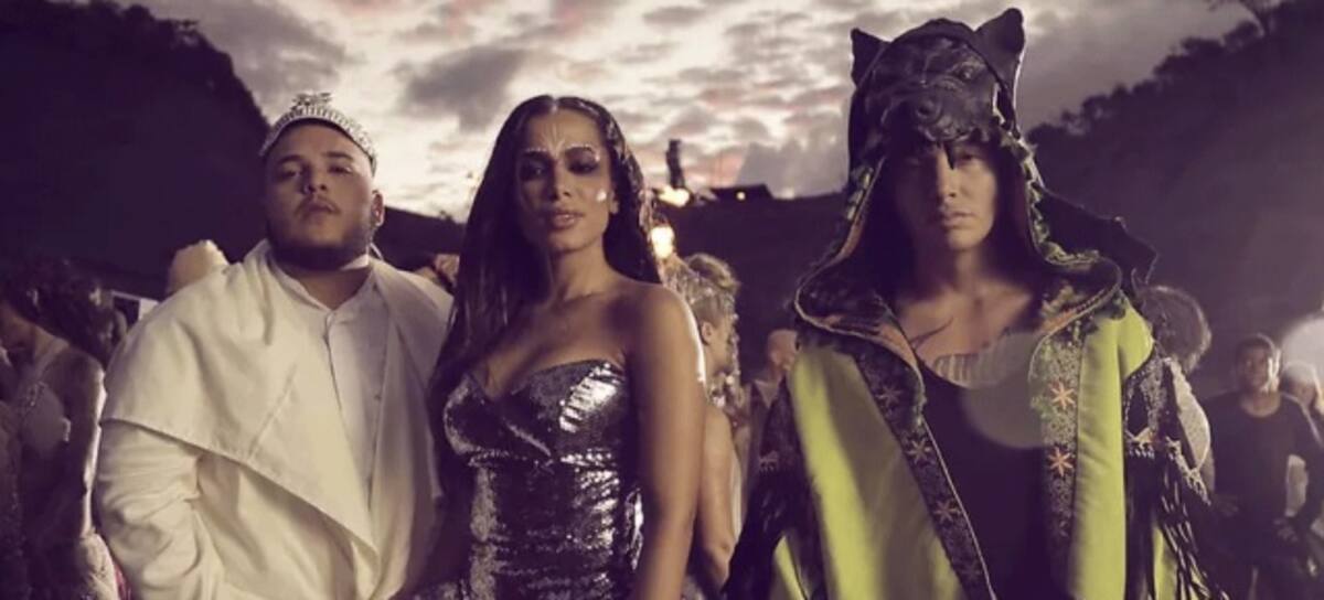 J Balvin, Anitta y Jeon