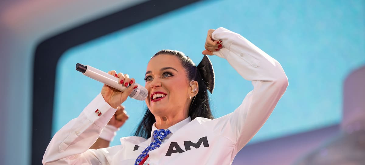 Katy Perry en su show en el Cardiff Castle