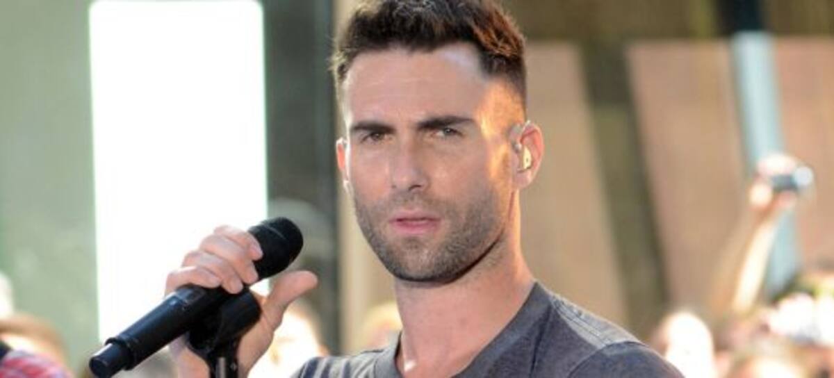 El nuevo corte de Adam Levine!