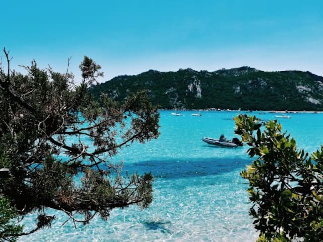 Playa de Santa Giulia (Francia).