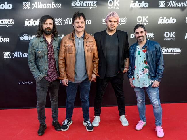 Más presencial musical con Despistaos, los chicos que han devuelto a nuestras vidas Física o Quimíca. Ah, no ha pasado desapercibido el pelo rosa del cantante.