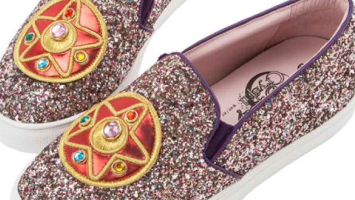 Lanzaron una colección de carteras y zapatos inspirados en Sailor Moon