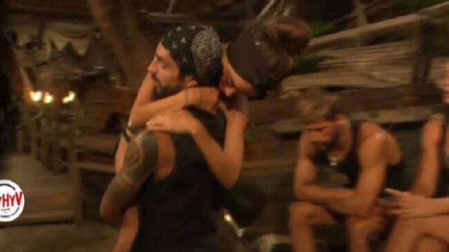 Fabio se lleva a Violeta de la Palapa