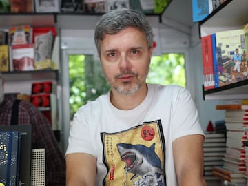 Juan Gómez-Jurado aparca el universo ‘Reina Roja’ para compartir ‘Mentira’: Fecha de lanzamiento y avance de la trama