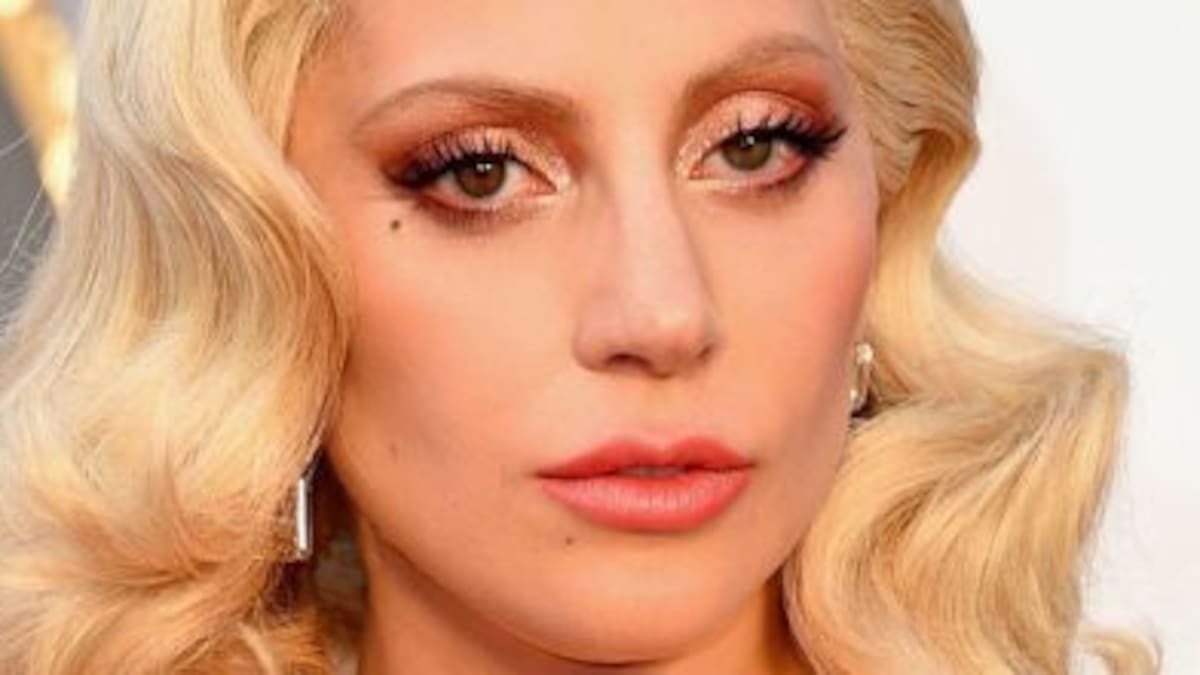 ¿Lady Gaga mostró de más?