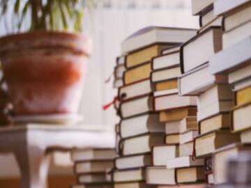 25 libros que esperamos con ganas: Miguel Bosé, Bono, Nena Daconte, Rayden, Jordi Wild, Elísabet Benavent…