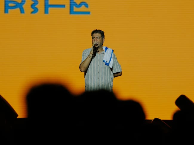 Tony Aguilar, maestro de ceremonias de Tenerife Summer Pop by LOS40, 13 de septiembre de 2026.