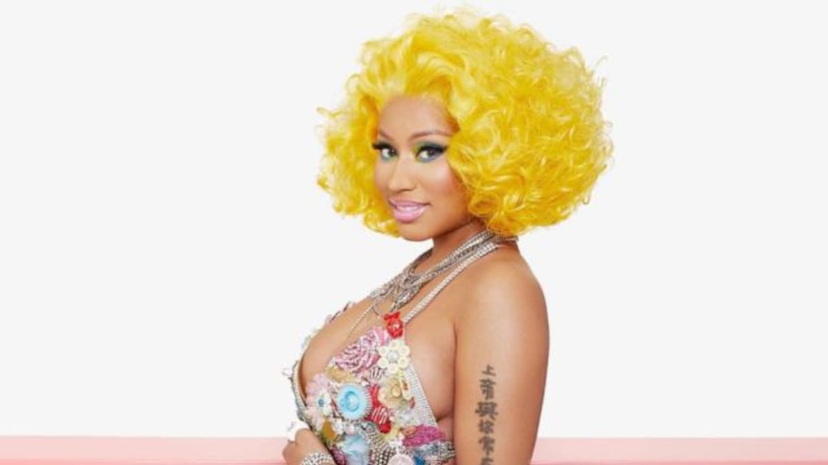 Nicki Minaj se luce anunciando su embarazo