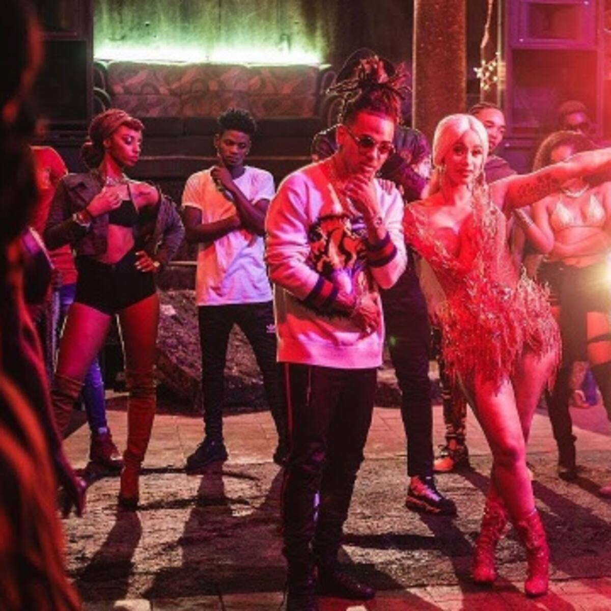 Ozuna y Cardi B se unen en "La Modelo"