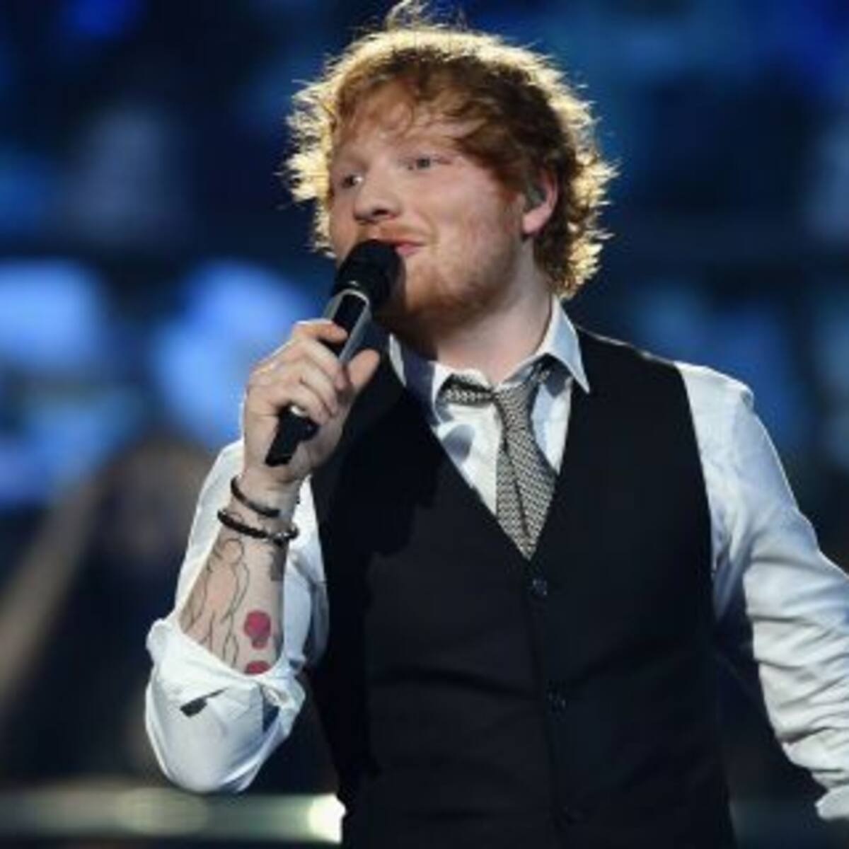 ¿Ed Sheeran se muda con sus papás?