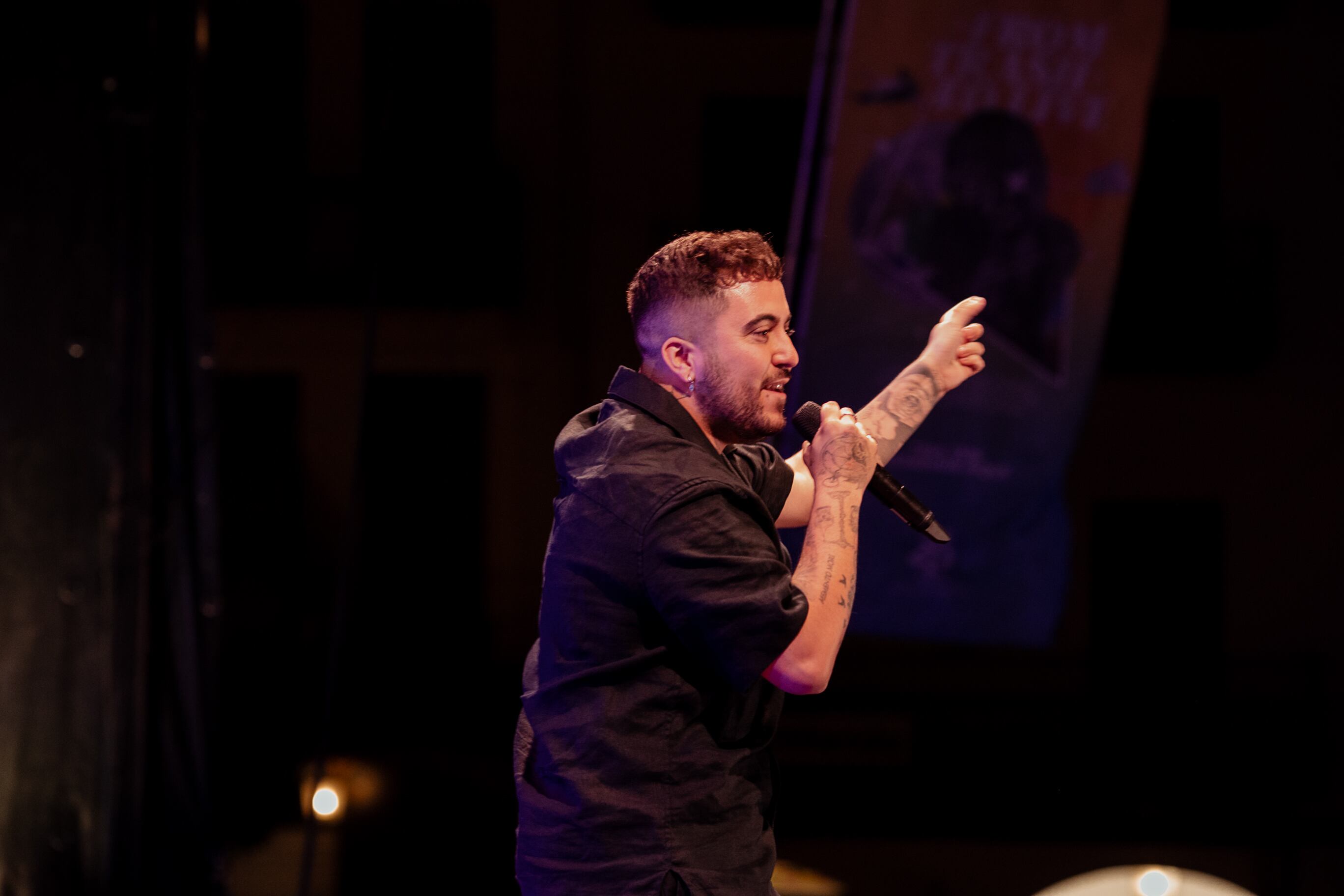 Beret fue uno de los rostros más esperados en LOS40 Summer Live 2025 en Cáceres y se lo agradeció al público cantando sus temas de antes y de ahora.