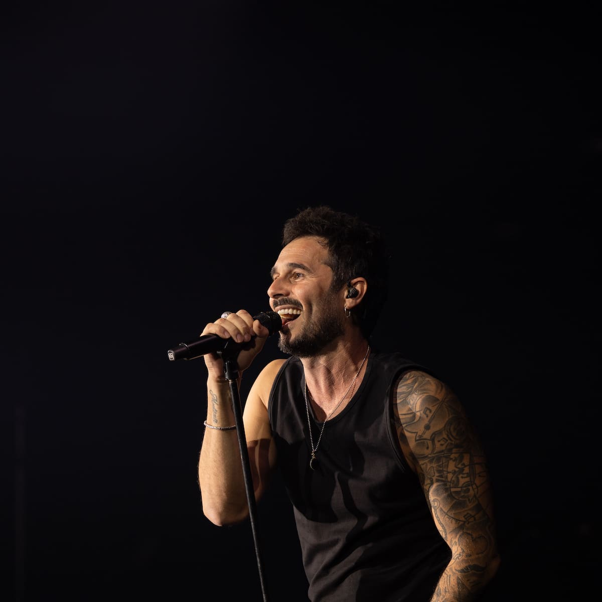 Antoñito Molina y María Pelae logran algo insólito para España en el festival Viña del Mar 2026