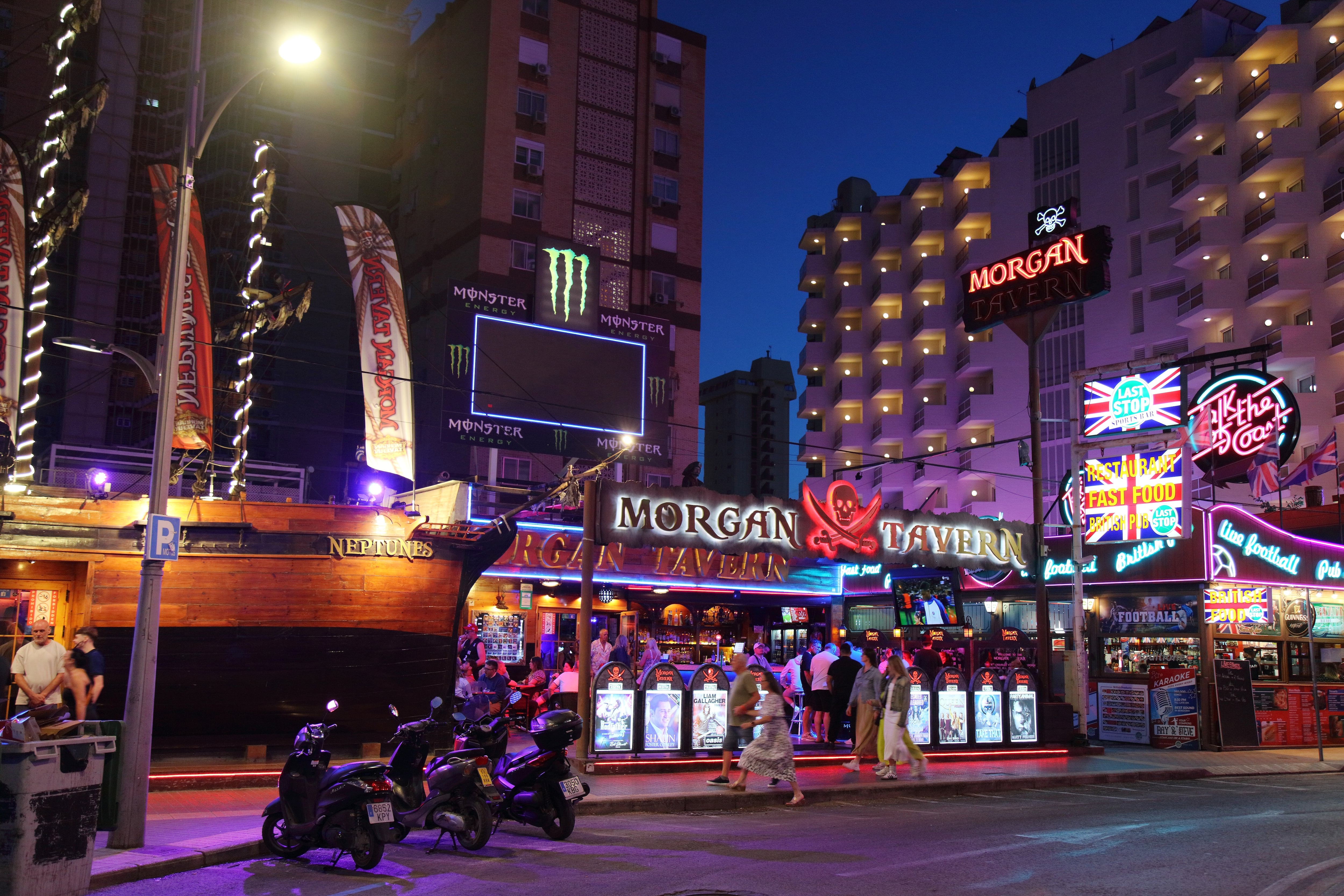Bares y pubs de Benidorm de noche