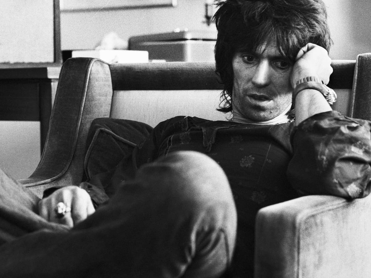 Cincuenta años de la tragedia que cambió a Keith Richards: la muerte de su hijo Tara y la noche más dura de The Rolling Stones