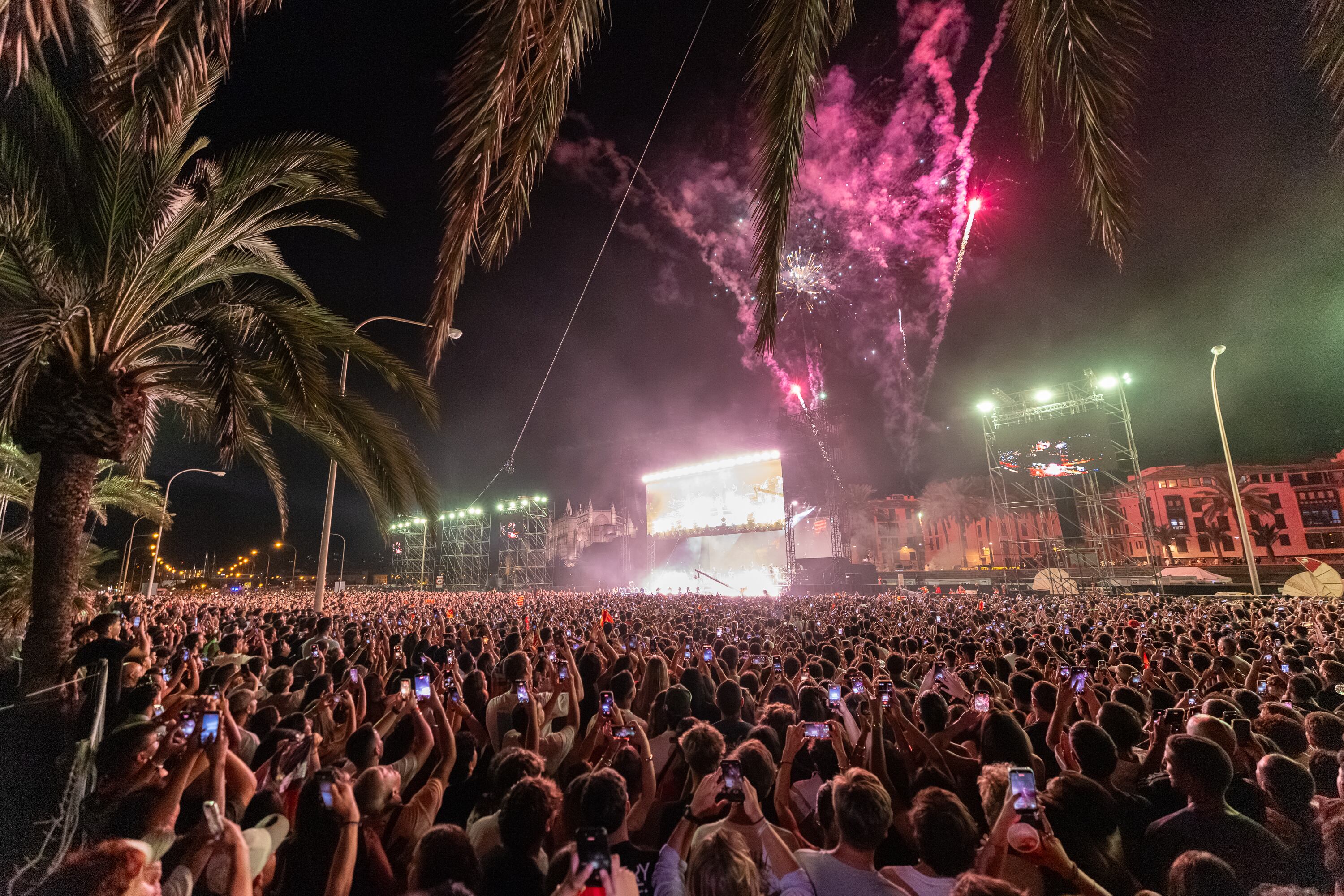 El público del concierto de Rels B en Mallorca