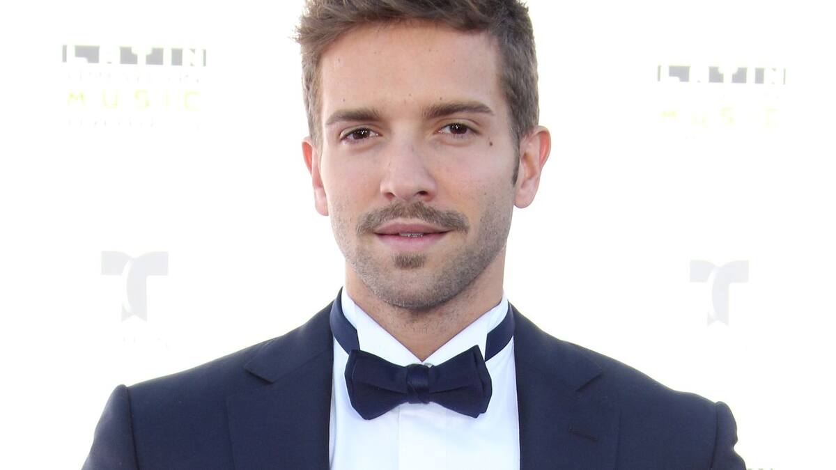 Pablo Alborán presenta su nueva canción: Hablemos de amor