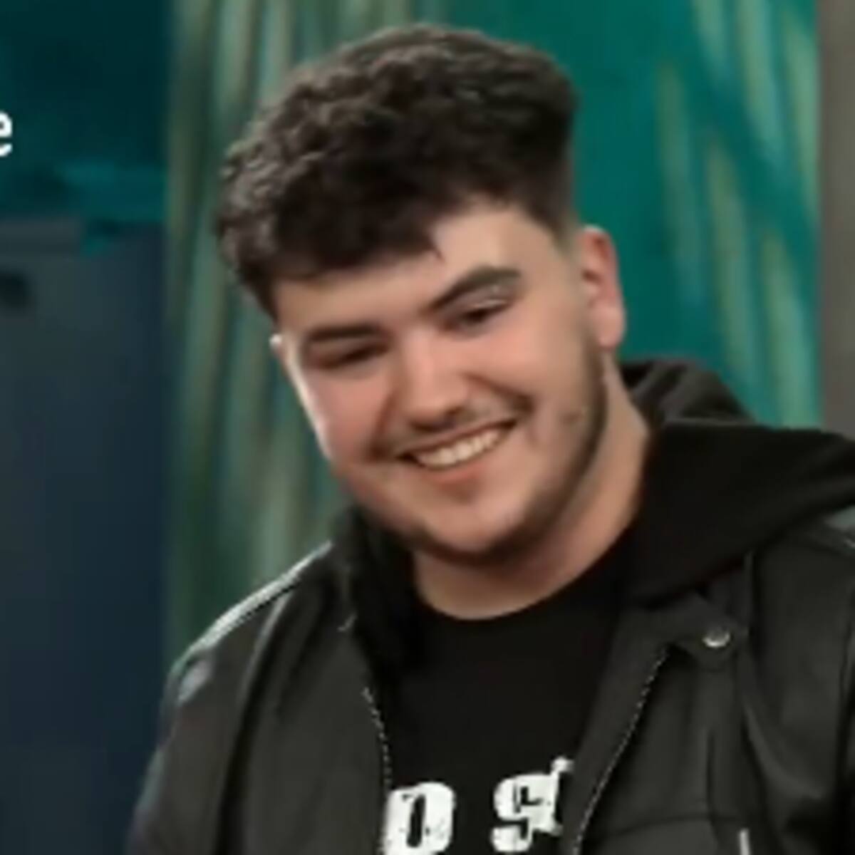 Así ha sido la primera actuación de Linaje, herederos de Marea, con su tema 'La Serenata'