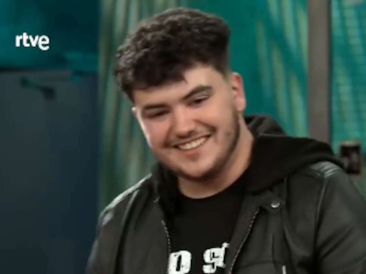 Así ha sido la primera actuación de Linaje, herederos de Marea, con su tema 'La Serenata'